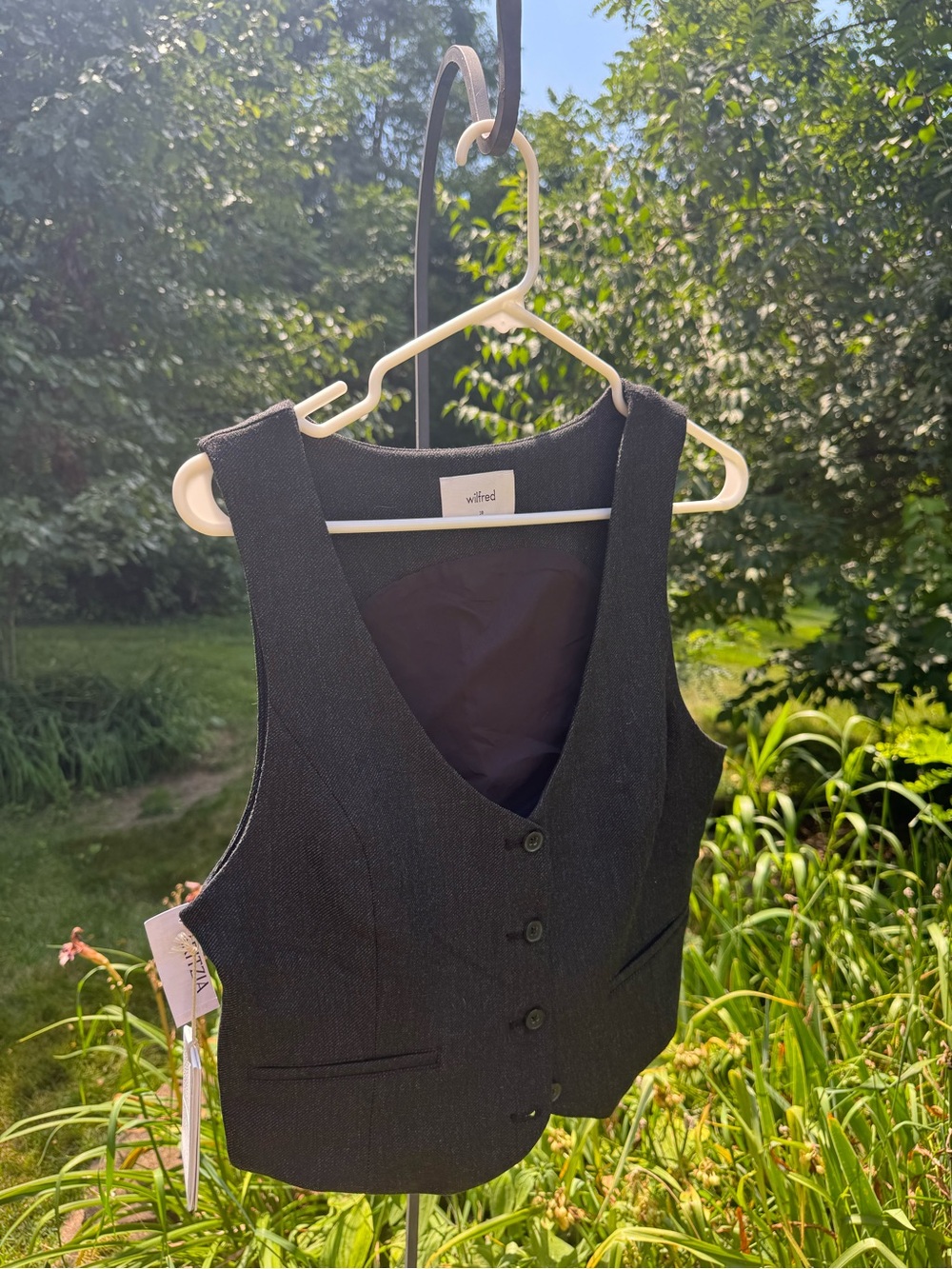 Aritzia Wilfred Black Heather Vest